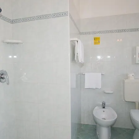 酒店 里欧麦布乐酒店 利尼亚诺萨比亚多罗