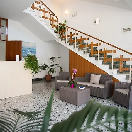 ホテル Rio Meuble リニャーノ・サッビアドーロ